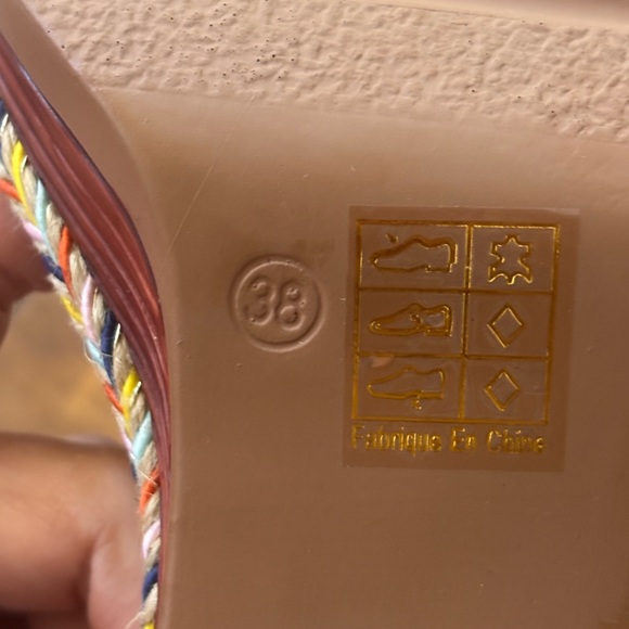 NEW L’Artiste Handpainted Leather Dreamt Sandals Size EU 38, US 7.5-8 - Picture 11 of 11